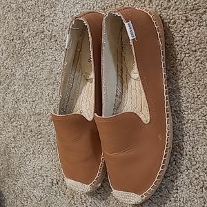 Soludos size 8 brown loafer womens